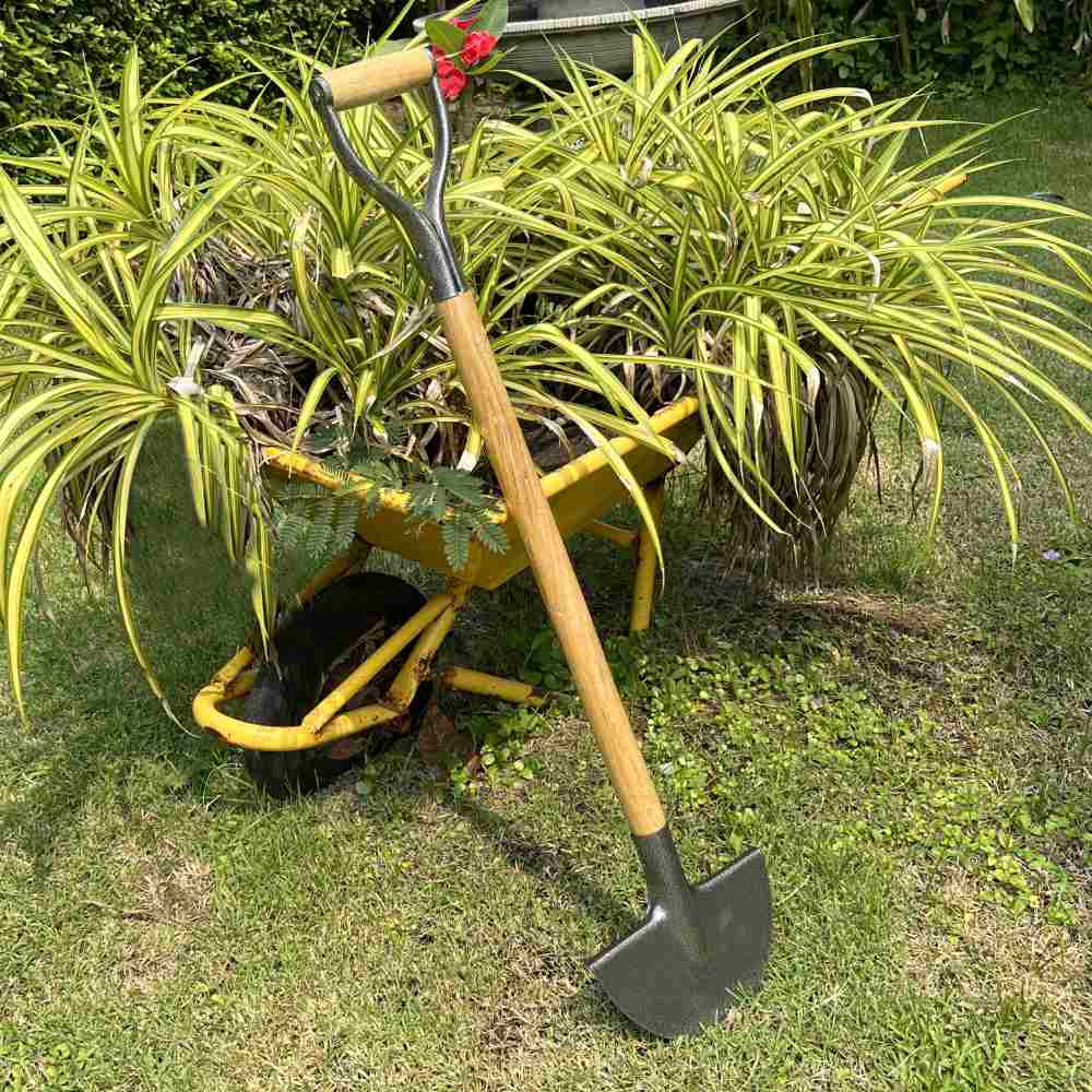 Manual Lawn Edging Tool: image 10
